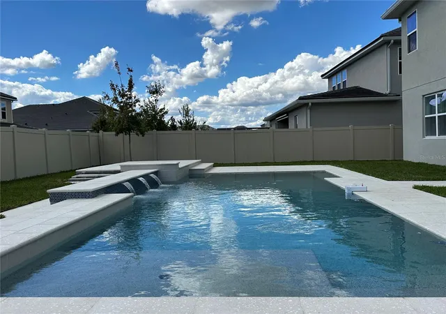 Photo 3 of Single family home for sale at 14274 Crst Palm Ave, Windermere, FL 34786 | MLS# TB8537368 | Listing updated on 2026-10-14