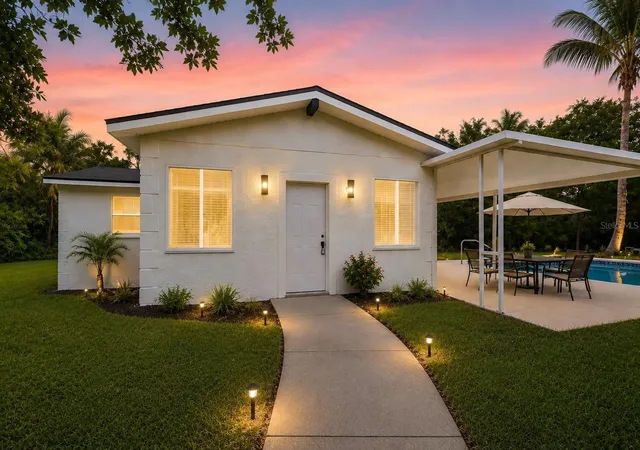 Photo 3 of Single family home for sale at 17503 Galveston St, Spring Hill, FL 34610 | MLS# TB8537372 | Listing updated on 2026-08-31