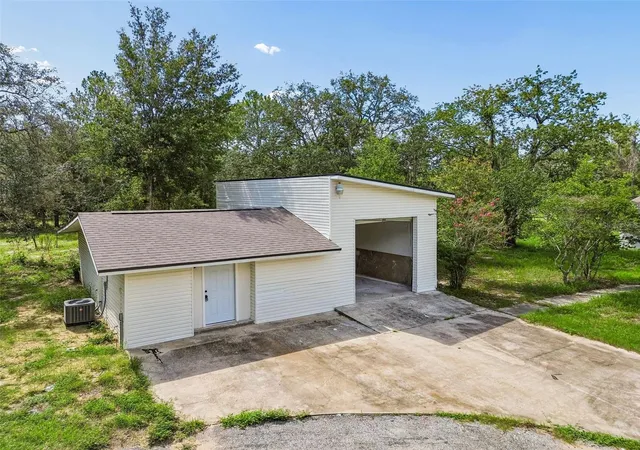 Photo 4 of Single family home for sale at 17503 Galveston St, Spring Hill, FL 34610 | MLS# TB8537372 | Listing updated on 2026-08-31