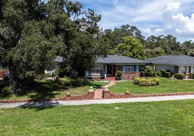 1st image of 451 W Davis Blvd, Tampa, FL 33606 | MLS# TB8537380