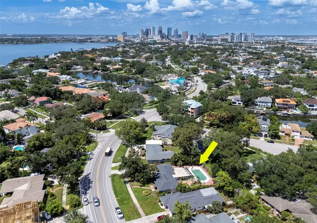 Photo 4 of Land for sale at 451 W Davis Blvd, Tampa, FL 33606 | MLS# TB8537380 | Listing updated on 2026-10-05