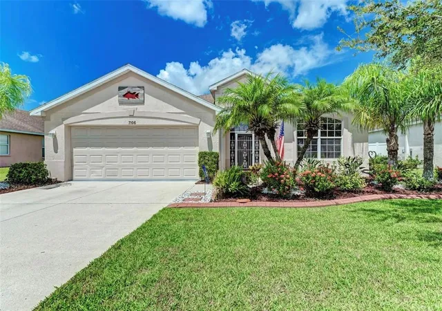 2nd image of 7106 50th Avenue Cir E, Palmetto, FL 34221 | MLS# A4702539