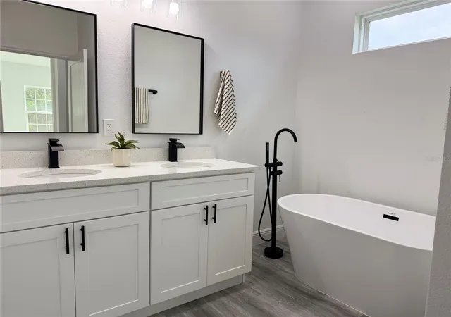 Photo 3 of Single family home for sale at 3901 SW 161st Loop, Ocala, FL 34473 | MLS# O6432195 | Listing updated on 2026-08-22
