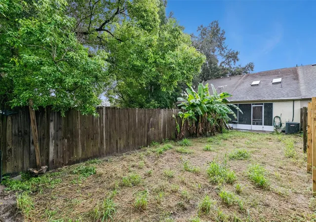 20th image of 2835 Hunt Club Ln, Orlando, FL 32826 | MLS# O6432209