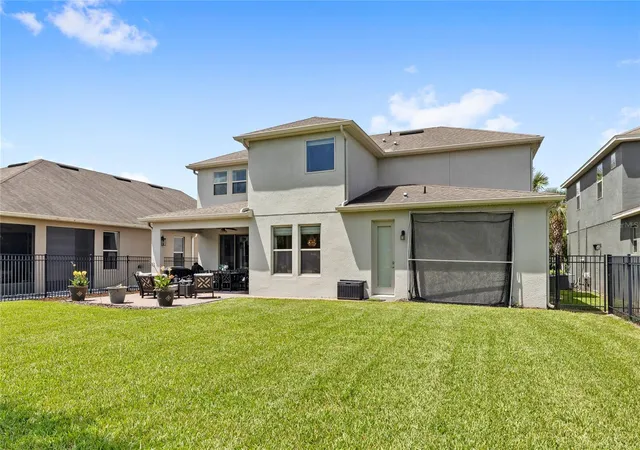 Photo 3 of Single family home for sale at 15671 Marina Bay Dr, Winter Garden, FL 34787 | MLS# O6432230 | Listing updated on 2026-10-17