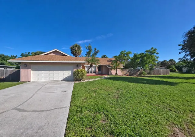 Photo 1 of Single family home for sale at 700 S Venice Blvd, Venice, FL 34293 | MLS# D6148356 | Listing updated on 2026-08-27