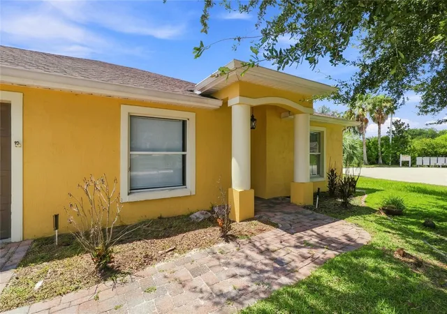 2nd image of 106 Majestic Gardens Ct, Winter Haven, FL 33880 | MLS# L4964169