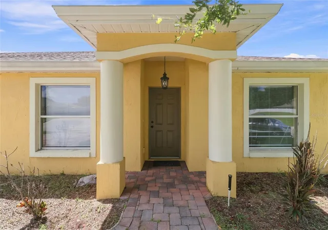 3rd image of 106 Majestic Gardens Ct, Winter Haven, FL 33880 | MLS# L4964169