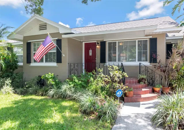 Photo 3 of Single family home for sale at 311 N Gomez Ave, Tampa, FL 33609 | MLS# TB8537423 | Listing updated on 2026-09-13