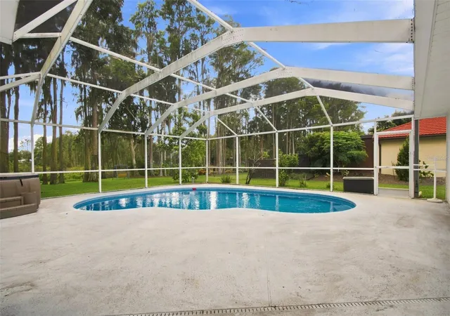 Photo 3 of Single family home for sale at 210 Lake Hobbs Rd, Lutz, FL 33548 | MLS# TB8537426 | Listing updated on 2026-10-03