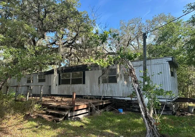 1st image of 19925 Sw 179 Pl, Archer, FL 32618 | MLS# GC542616