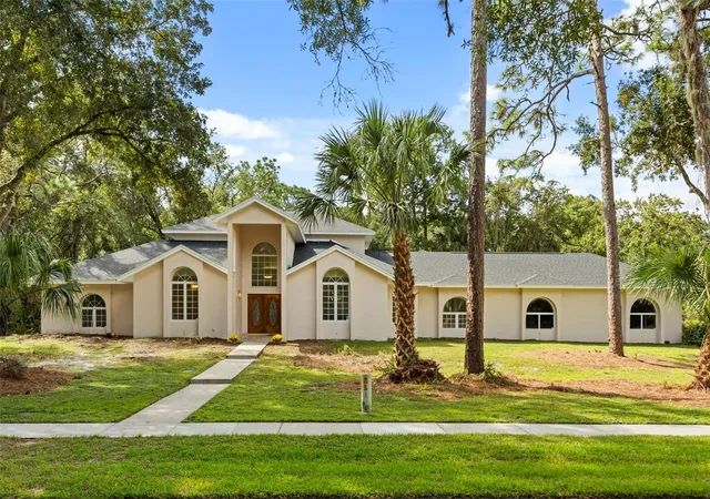 Photo 2 of Single family home for sale at 2005 Springs Landing Blvd, Longwood, FL 32779 | MLS# O6432252 | Listing updated on 2026-09-25