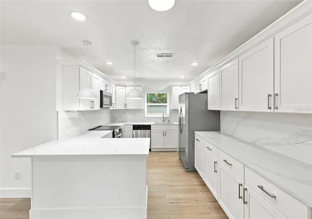 5th image of 2881 Poppy Rd, Venice, FL 34293 | MLS# O6432255