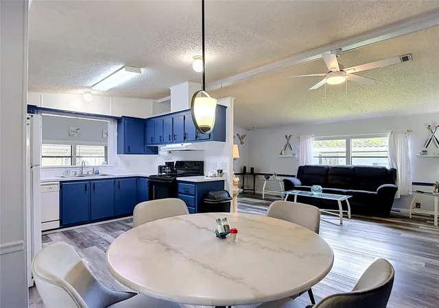 3rd image of 4616 Olive Dr, Zephyrhills, FL 33542 | MLS# TB8537452