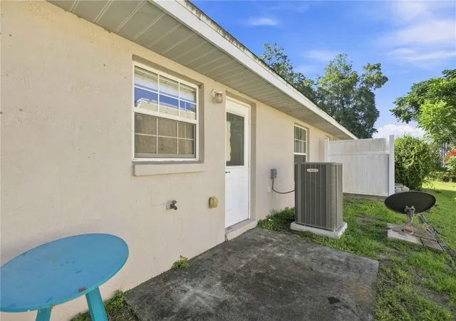 28th image of 3630 Ne 8th Pl #203, Ocala, FL 34470 | MLS# O6432268