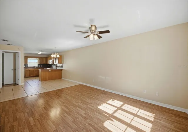 5th image of 3630 Ne 8Th Pl, Ocala, FL 34470