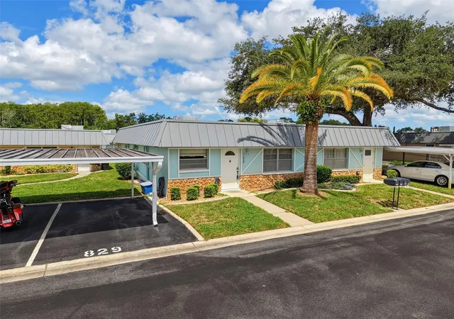 Listing Photo 5 - Condo for sale in building located at 11829 Carissa Ln, NEW PORT RICHEY, FL 34654 - Unit #A