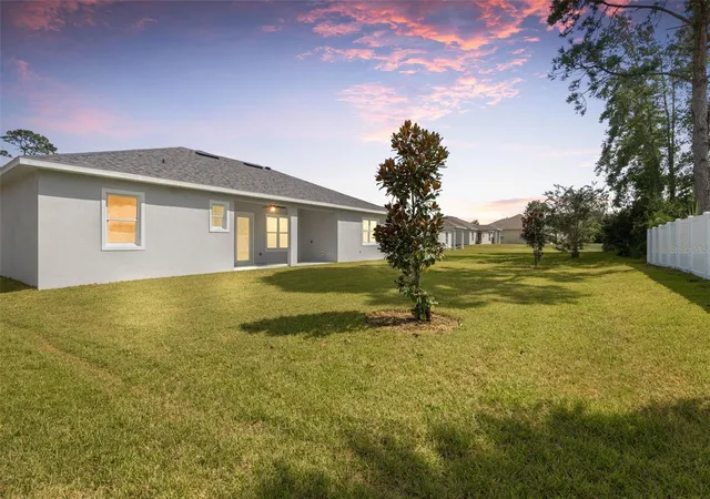 2nd image of 45 Farmsworth Dr, Palm Coast, FL 32137 | MLS# FC320574
