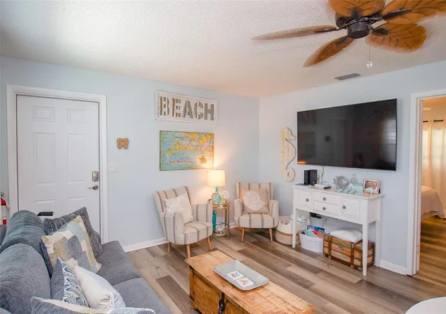 5th image of 308 2Nd St N #201, Bradenton Beach, FL 34217 | MLS# A4702581