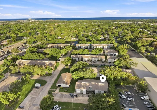 Photo 3 of Condo for sale at 3807 N Oak Dr #D41, Tampa, FL 33611 | MLS# TB8537483 | Listing updated on 2026-08-31
