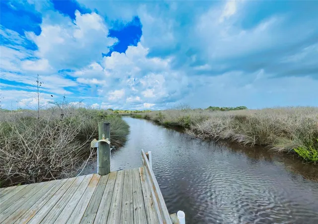 Photo 2 of Single family home for sale at 1363 Wayne Ave, New Smyrna Beach, FL 32168 | MLS# NS1088962 | Listing updated on 2026-09-17