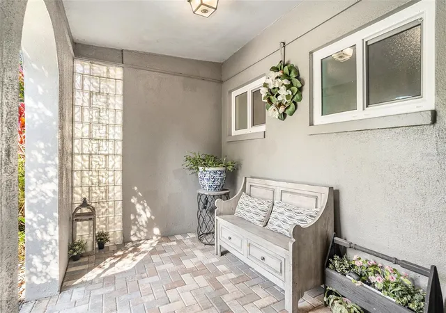 Photo 4 of Single family home for sale at 2134 Serpentine Cir S, Saint Petersburg, FL 33712 | MLS# A4702586 | Listing updated on 2026-10-07