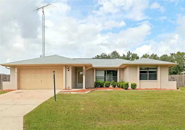 Photo 2 of Single family home for sale at 4505 Sw 156th Place, Ocala, FL 34473 | MLS# OM730086 | Listing updated on 2026-09-21
