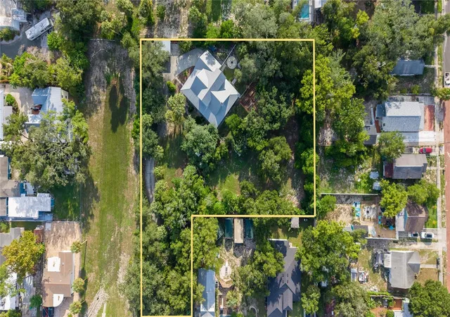 2nd image of 207 N Levis Ave, Tarpon Springs, FL 34689 | MLS# TB8537499