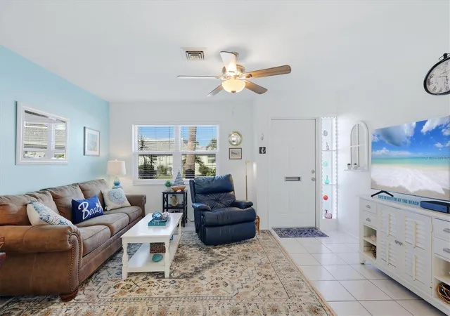 Photo 5 of Condo for sale at 1027 Beach Manor Cir #47, Venice, FL 34285 | MLS# N6145315 | Listing updated on 2026-08-15