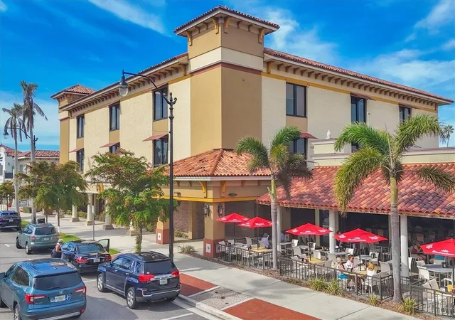 Photo 98 of Condo for sale at 1027 Beach Manor Cir #47, Venice, FL 34285 | MLS# N6145315 | Listing updated on 2026-08-15