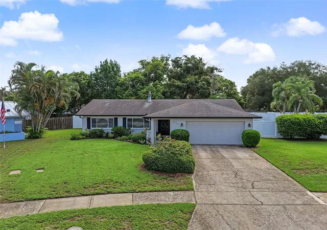 2nd image of 9777 119th Wy, Seminole, FL 33772 | MLS# TB8537504