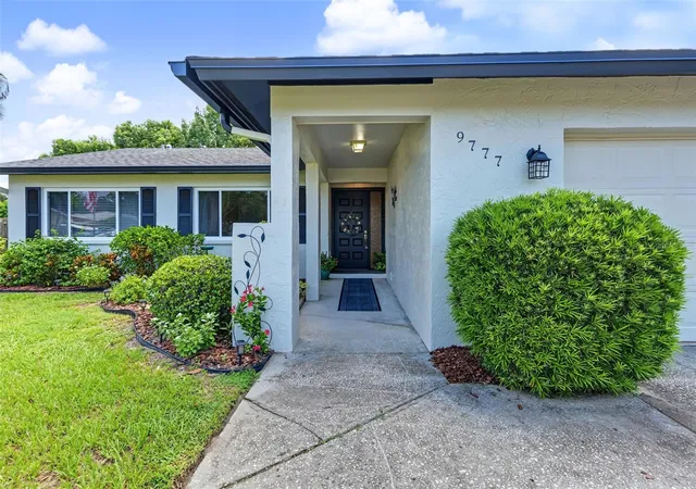 5th image of 9777 119Th Wy, Seminole, FL 33772 | MLS# TB8537504