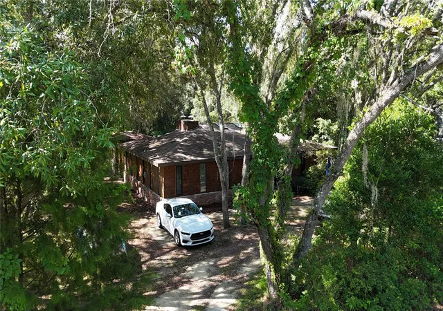 2nd image of 34146 Umbrella Rock Dr, Webster, FL 33597 | MLS# A4702594