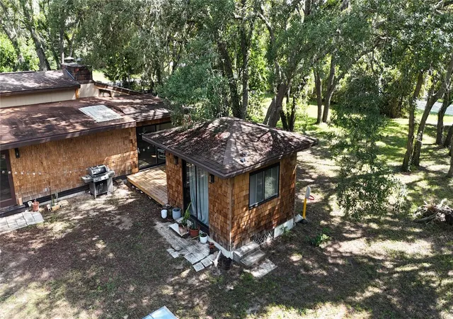 Photo 3 of Single family home for sale at 34146 Umbrella Rock Dr, Webster, FL 33597 | MLS# A4702594 | Listing updated on 2026-08-12