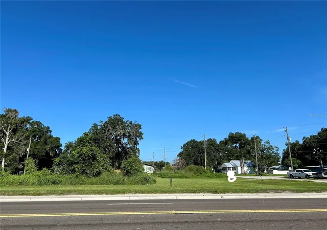 Photo 2 of Land for sale at 109 Orange St, Bowling Green, FL 33834 | MLS# L4964176 | Listing updated on 2026-08-11