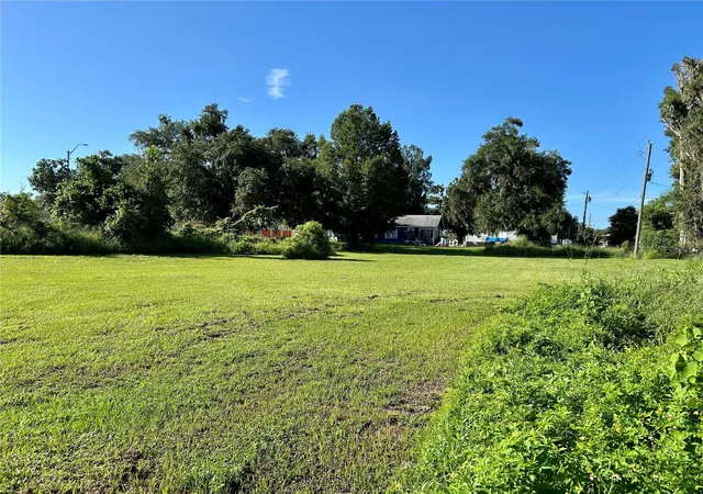 Photo 10 of Land for sale at 109 Orange St, Bowling Green, FL 33834 | MLS# L4964176 | Listing updated on 2026-08-11