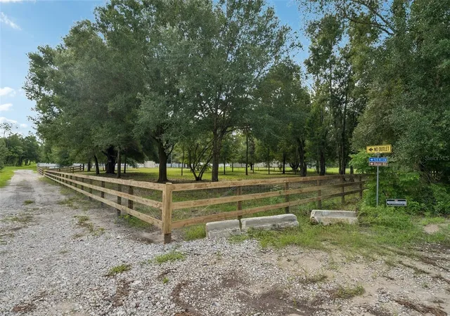 2nd image of 0 Raiser Rd, Dade City, FL 33525 | MLS# TB8537520