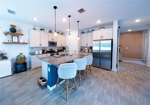 4th image of 4210 Southern Vista Loop, Saint Cloud, FL 34772 | MLS# O6432350