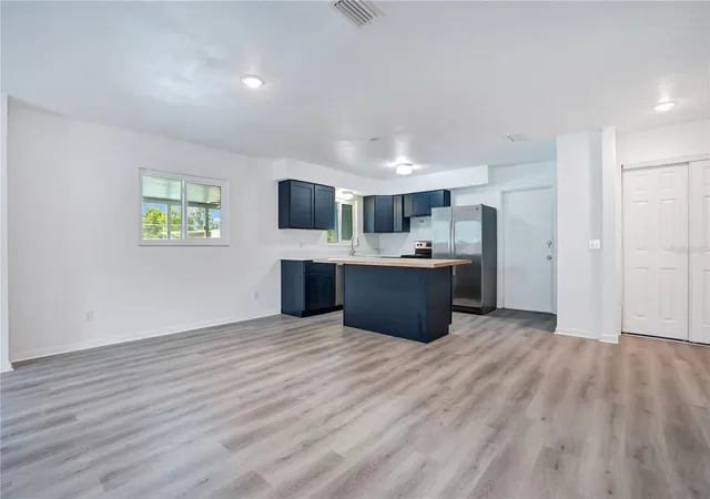 4th image of 205 Fern Rd, Winter Haven, FL 33880 | MLS# S5155367