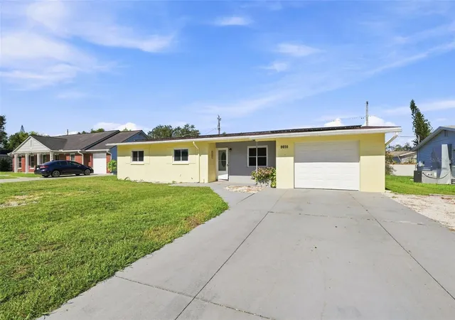 Photo 4 of Sale Pending at 9810 N 54th Street, Temple Terrace, FL 33617 | MLS# TB8537533 | Listing updated on 2026-10-19