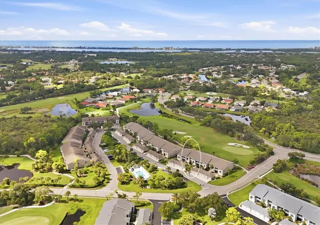 Listing Photo 4 - Condo for sale in building located at 9590 High Gate Dr, Sarasota, FL 34238 - Unit #1912