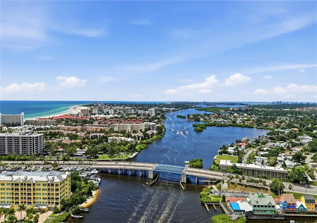 48th image of 2740 Riverbluff Pkwy #V107, Sarasota, FL 34231 | MLS# A4702605