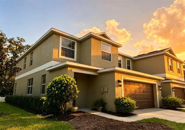 Photo 2 of Townhouse for sale at 8505 Broken Willow Ct, Tampa, FL 33647 | MLS# TB8537544 | Listing updated on 2026-08-27
