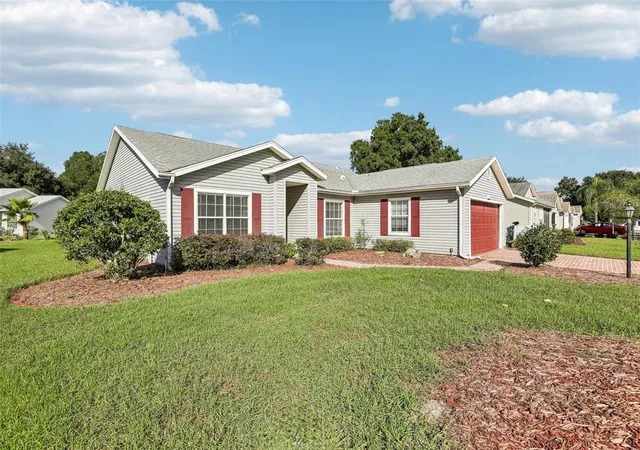 Photo 2 of Single family home for sale at 4443 River Ridge Dr, Leesburg, FL 34748 | MLS# O6432383 | Listing updated on 2026-10-22