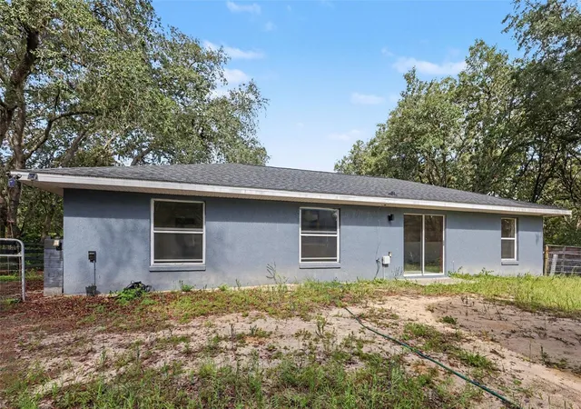 34th image of 135 Fisher Way Trl, Ocklawaha, FL 32179 | MLS# O6432390