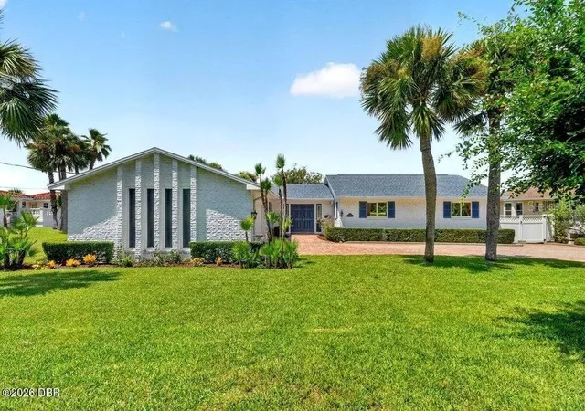 Photo 1 of Single family home for sale at 448 Riverside Dr, Ormond Beach, FL 32176 | MLS# V4950653 | Listing updated on 2026-08-28