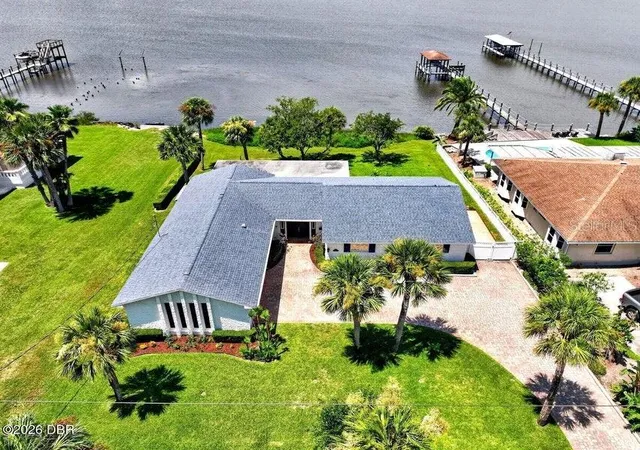 Photo 2 of Single family home for sale at 448 Riverside Dr, Ormond Beach, FL 32176 | MLS# V4950653 | Listing updated on 2026-08-28