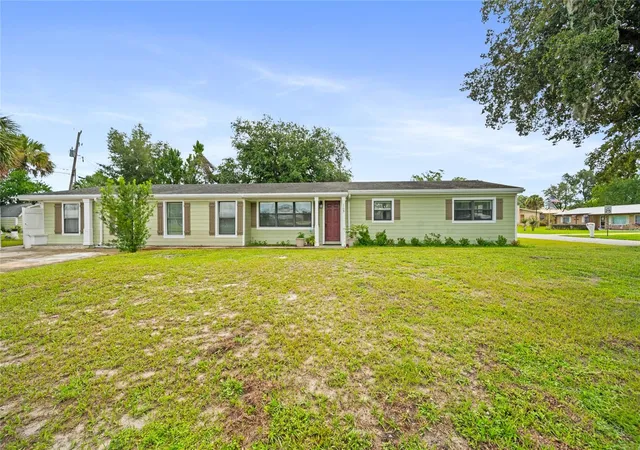 2nd image of 105 Mirror Dr, Sanford, FL 32773 | MLS# O6432395