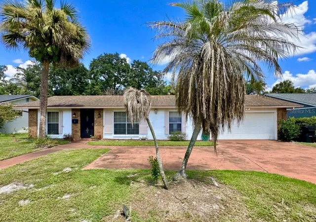 Photo 1 of Single family home for sale at 723 Gaston Foster Rd, Orlando, FL 32807 | MLS# O6432396 | Listing updated on 2026-10-21