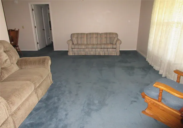 4th image of 1309 Windjammer Pl, Valrico, FL 33594 | MLS# L4964179